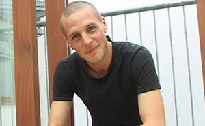 his toy - Str8 lad Leo & his toy