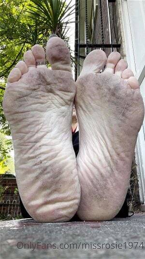 Fatty Feet - Watch FAT FAT Dusty MILF feet - Diry Feet, Feet Fetish, Milf Porn -  SpankBang