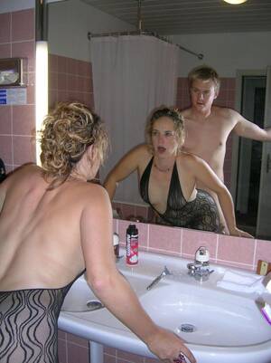 Amateur Milf Bathroom Sex - Milf Bathroom Sex - Sexdicted