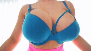 Big Tits Bra Cleavage - Romi Shaking Big Tits Bouncing Cleavage Bra Porn Gif | Pornhub.com