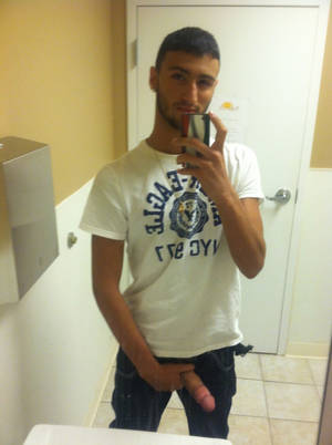 nude arab selfie - Naked Guy Selfie 3. More Amateur and Hot Straight Guys at Island Studs