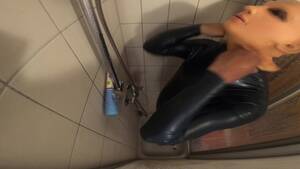 Latex Shower Porn - Put On Zipperless Neckentry Latex Catsuit Under Shower From Latex-line -  xxx Mobile Porno Videos & Movies - iPornTV.Net