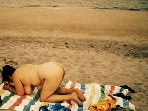 assateague nude beach - strolling along the nude beach, oh, what\\'s that, all ready