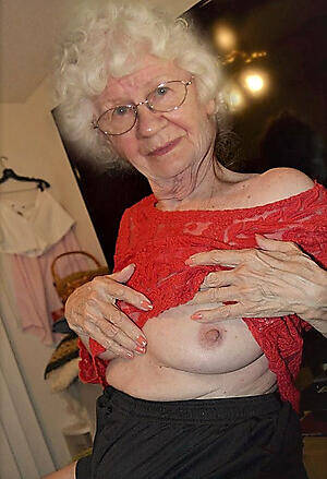 Glasses Ugly Granny Porn - Ugly Nude Granny With Glasses | Niche Top Mature