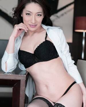 Cute Japanese Mom Pussy - Nice Wet Pussy on a Beautiful Japanese Mom Porn Pictures, XXX Photos, Sex  Images #2791884 - PICTOA