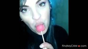 Big Tongue Porn - LONG TONGUE BEAUTY SHOWS OFF LONGEST TONGUE AND WIDE THROAT - EPORNER