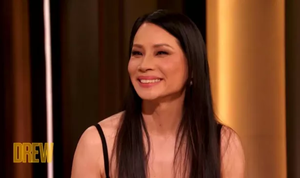 Lucy Liu Nude Porn - Lucy Liu took naked snaps of co-star Drew Barrymore on set of Charlie's  Angels - Daily Star