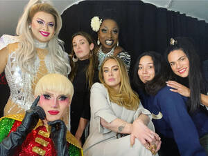 Adele Nude Porn - Adele shocks fans by pole dancing after talk show appearance