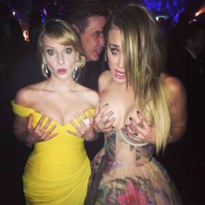 Kaley Cuoco Boobs Porn - Kaley Cuoco enseÃ±a sus pechos \