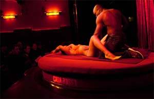 Amsterdam Live Sex Show Public - Live sex shows in Amsterdam: Amsterdam Travel Guide