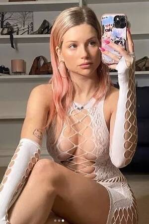 Kate Moss Porn - Kate Moss's sister Lottie Moss says she is in rehab during TikTok update to  fans - Mirror Online