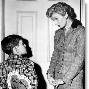 Aunt Peg Porn Barbara Billingsley - Barbara Billingsley as mom June Cleaver and Jerry Mathers as her son Beaver