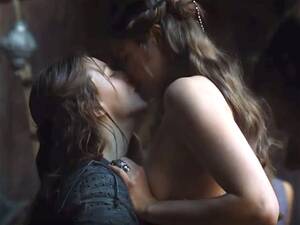 Game Of Thrones Lesbian - Game of Thrones' Lesbian Reveal Made Our Dreams Come True