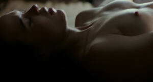 Ellen Page Sex Tape - Ellen Page nude topless and Evan Rachel Wood nude in bath â€“ Into the Forest  (2015) HD 1080p Web-Dl