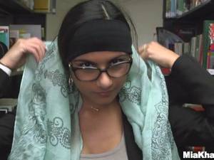 Mia Khalifa Porn Squirt - Here is My Body, I hope you like it - Mia Khalifa (mk13825)