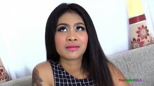 asian girl boner - Little Asian girl sucking foreigner's boner - XNXX.COM