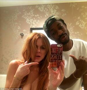 Big Boob Porn Lindsay Lohan - Lindsay Lohan goes topless in new photo... and reveals she's getting back  to 'werk' by posing with script | Daily Mail Online