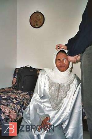 Muslim Bondage Porn - +1 -1