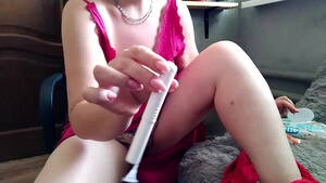 fat mom changing tampon pussy - Beautiful mature woman in evening dress inserts a tampon into her pussy -  XVIDEOS.COM