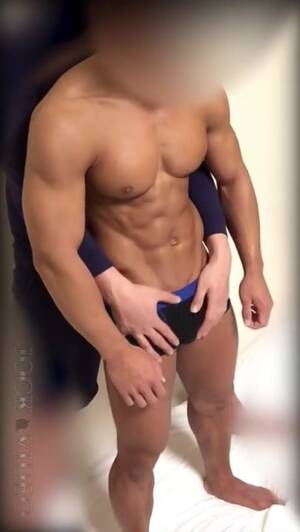 Muscle Worship Porn - cdn.gay0day.com/contents/videos_screenshots/70000/...