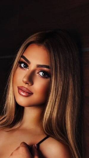 jasmin live sex - Free Live Sex Chat With Bella | LiveJasmin