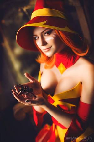 Dota 2 Lina Porn - Despite her womanly attitude, Lina also has an aggressive behavior. Here  some pictures of cosplay from account of LuckyStrike-Cosplay.
