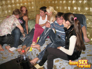 Az Sex Parties - Join Young Sex Parties now