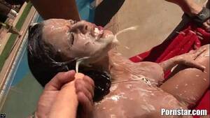 diamond kitty gangbang - Diamond Kitty Getting Some Maximum Bukakke Facial - XVIDEOS.COM