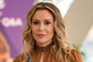 Alyssa Milano Porn Interracial - Alyssa Milano Archives - Media Play News