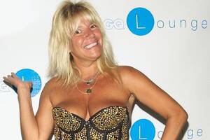 Does Dallas Porn - Debbie Does Dallas porn star Robin Byrd treated for rabies after raccoon  attack | Metro News