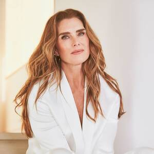 Brooke Shield Xxx Porn Captions - Brooke Shields on child stardom, sexualisation and nailing comedy: 'It's  not in my nature to be a victim' | Life and style | The Guardian