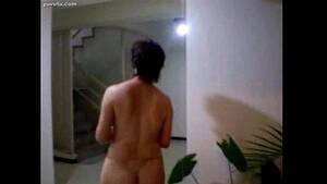 Mature Chinese - Mature Chinese Ass Watering Plants - XVIDEOS.COM