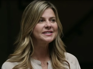 90s Softcore Porn Stars - Ted Cruz campaign pulls out of ad after learning actress used to do softcore  porn | National Post