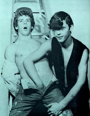 60s Gay Porn - Warhol 60s gay porn - Buddies vintage beefcake jpg 500x644