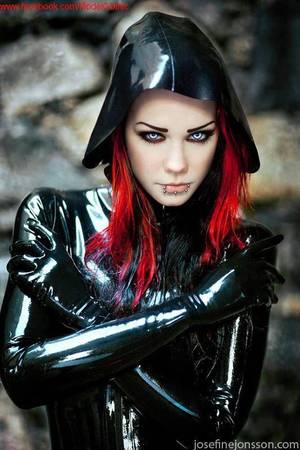 emo latex glove sex - Love the goth black with the fire red hair. So classic together.
