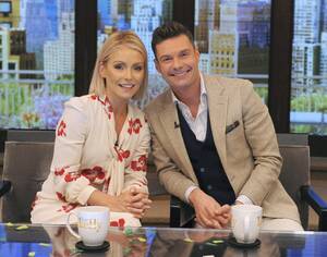 Kelly Ripa Celebrity Cartoon Porn - Kelly Ripa defends Ryan Seacrest amid sexual assault claims: 'You are a  privilege to work with' â€“ New York Daily News