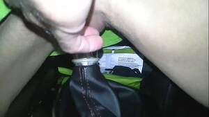 gear knob - Riding the gear knob - XVIDEOS.COM