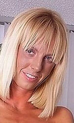 Aussie Amber Porn - Aussie Amber Pornstar Profile - PornZog Free Porn Clips