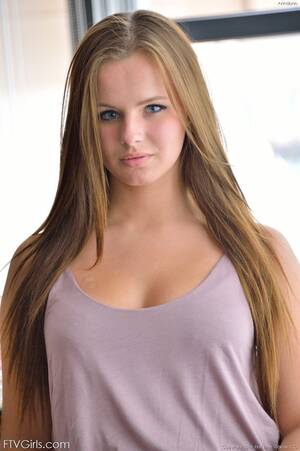 Anna Lynn Porn Star - Gorgeous babe Annalynn shows her love hole and adorable titties |  SexPin.net â€“ Free Porn Pics and Sex Videos