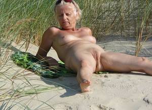 hot fat granny at beach - Free gay boy porn clips Â· Chubby butt gallery
