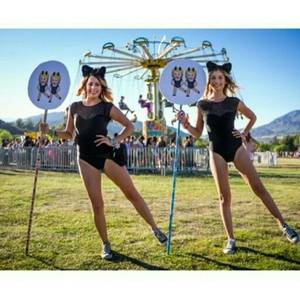 Nocturnal Wonderland Porn - HALLOWEEN IDEA: Emoji Costume. Dancing Girls. Twins. [IG: @pasqualerotella,  Event: Nocturnal Wonderland]
