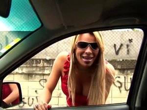 lesbian pick up - Picking up a slutty Duda Gaucha