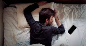 Man Sleeping Porn - 3 Ways Porn Hurts Men and Fuels Their Insecurities