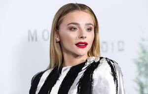 Chloe Moretz Sex Tape - Chloe Grace Moretz Reveals Battle With Body Dysmorphia After 'Family Guy'  Meme