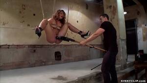 bdsm cage anal - Slave in cage anal fucks brunette slut - XVIDEOS.COM