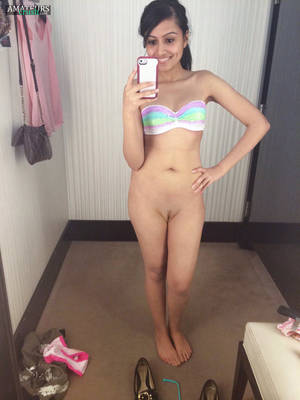 desi bottomless - Desi girl going bottomless with hot trimmed pussy in selfie
