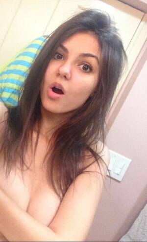 2014 Victoria Justice Porn - Victoria Justice Nude Pics Finally Leaked! (Full Set Here)