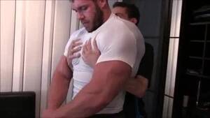 impressive size - Impressive size difference - ThisVid.com