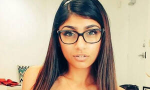 Glasses Pornstar - Rava.pk on X: \