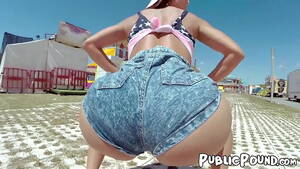 big ass latina wife fucking outside - Latina big ass fucking outdoor and BJ - XNXX.COM